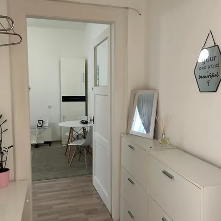Central Park Apartman *